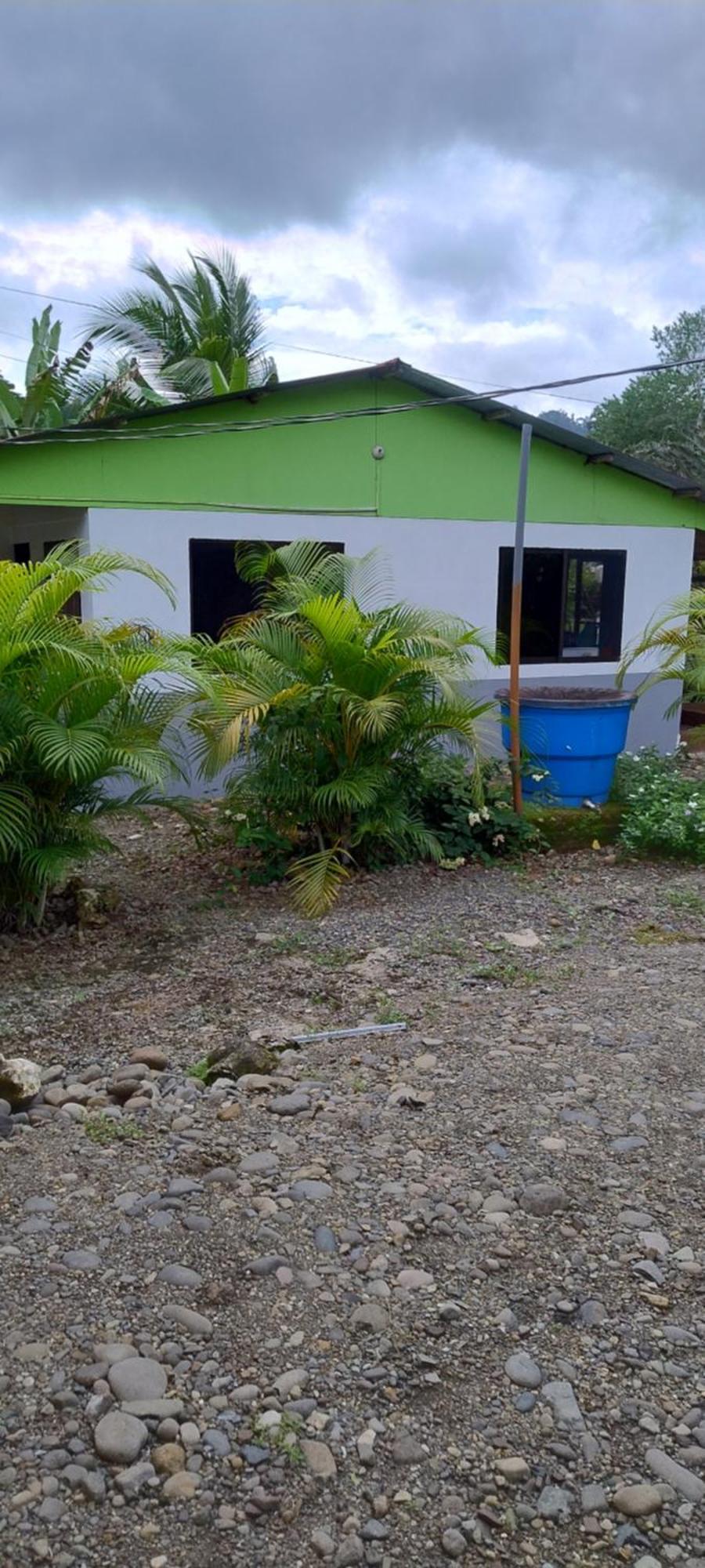 Cabinas Los Tucanes Кахуита Екстериор снимка
